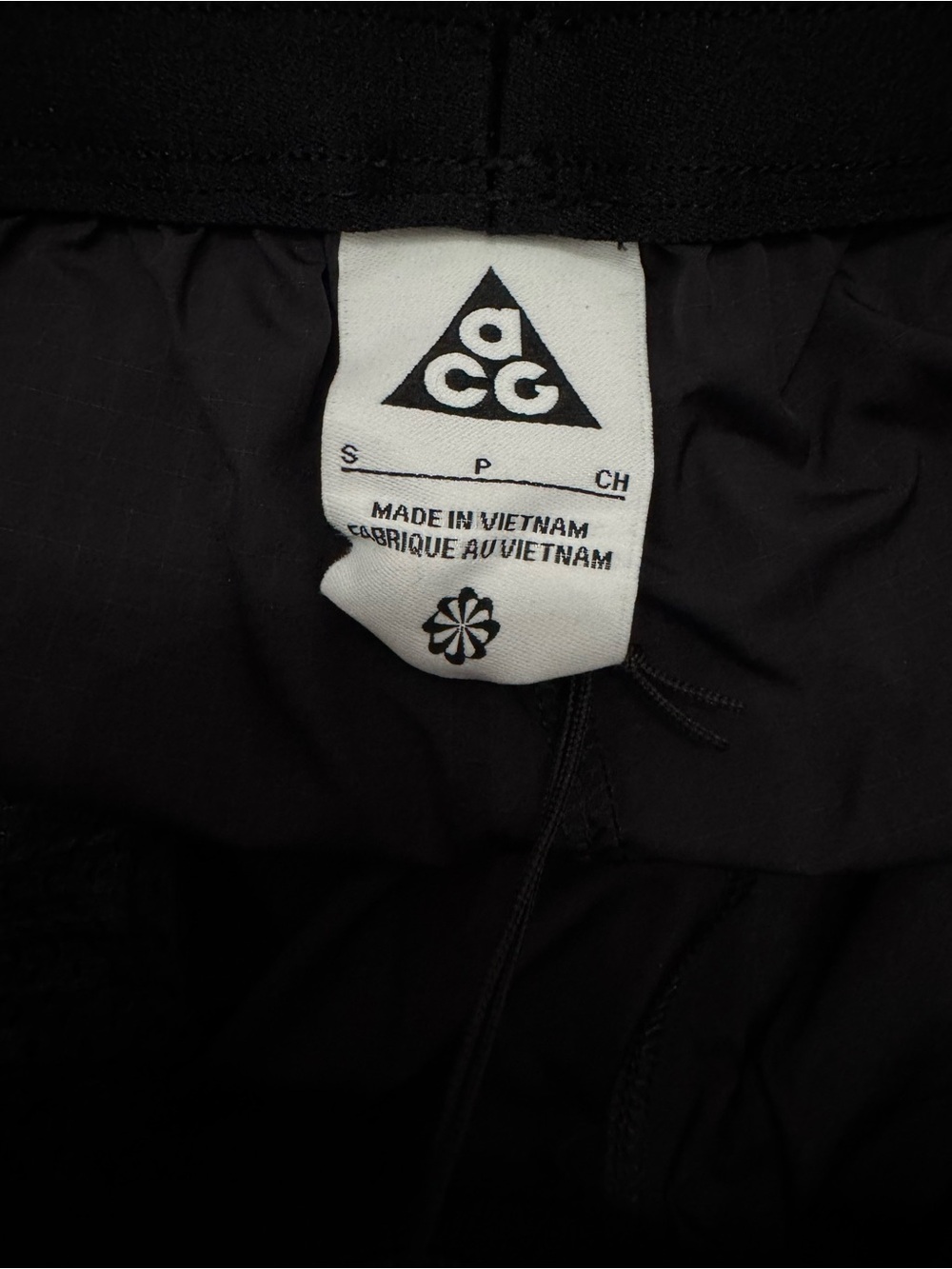 Nike ACG Repel Ripstop Shorts Womens Small Black Loose Fit Mid Rise HJ0263-010 - Picture 8 of 16